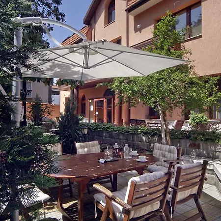 بيت ضيافة Anita House Perushtitsa