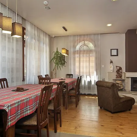 Anita House 2* Perushtitsa