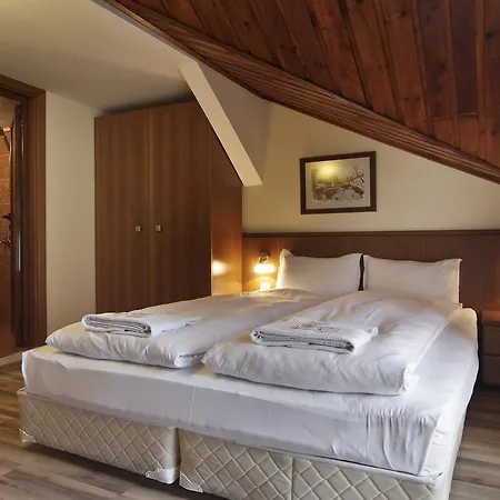 Anita House 2* Perushtitsa
